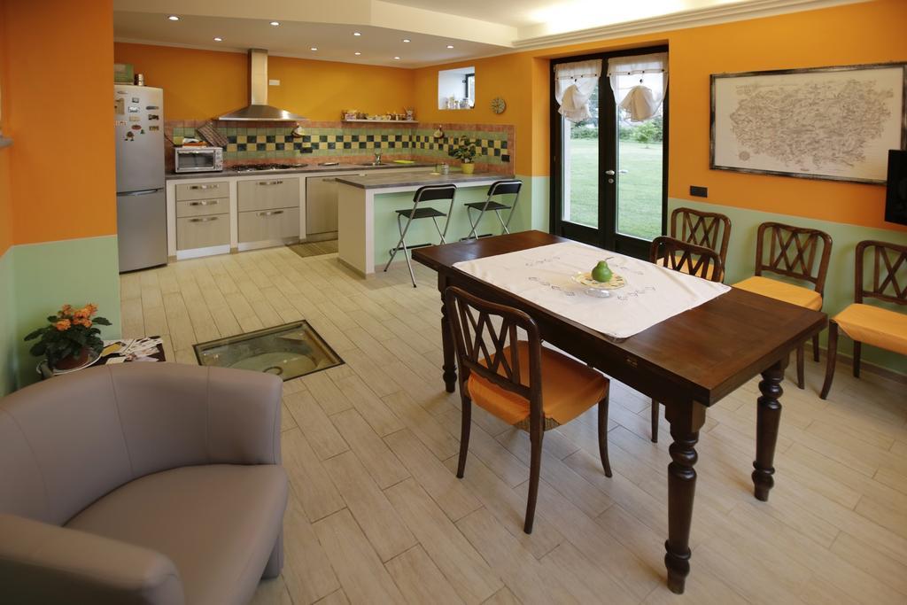 Bed and Breakfast Ospitidelpero Piozzo Exterior foto